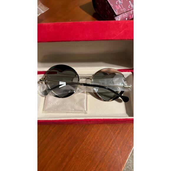 Carolina Herrera 57MM Round Heart Shape Sunglasses Gold - Picture 5 of 9